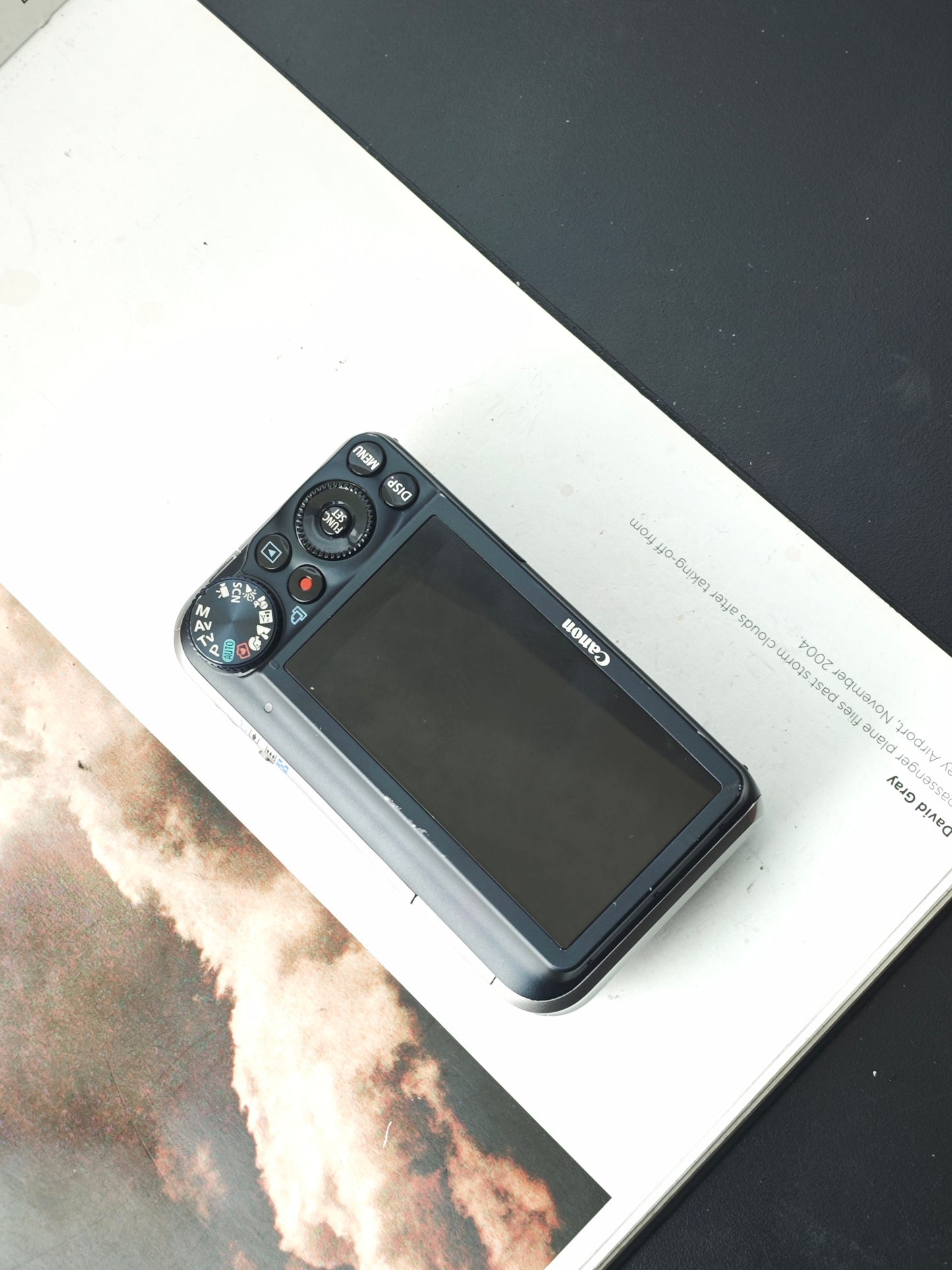 *READ* Used Canon PowerShot SX210 IS Digital Camera [No charger]