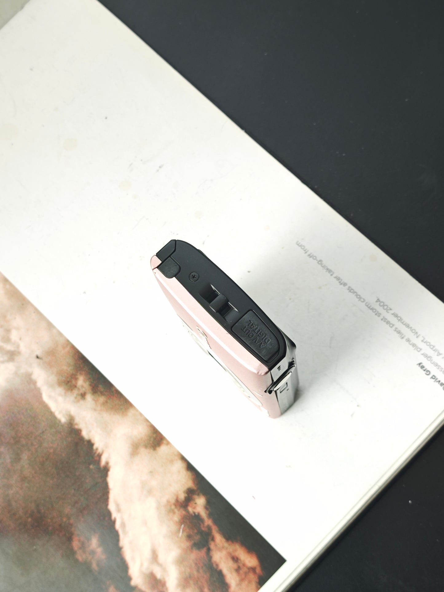 Used Canon PowerShot A2400 IS pink Digital Camera [No charger]