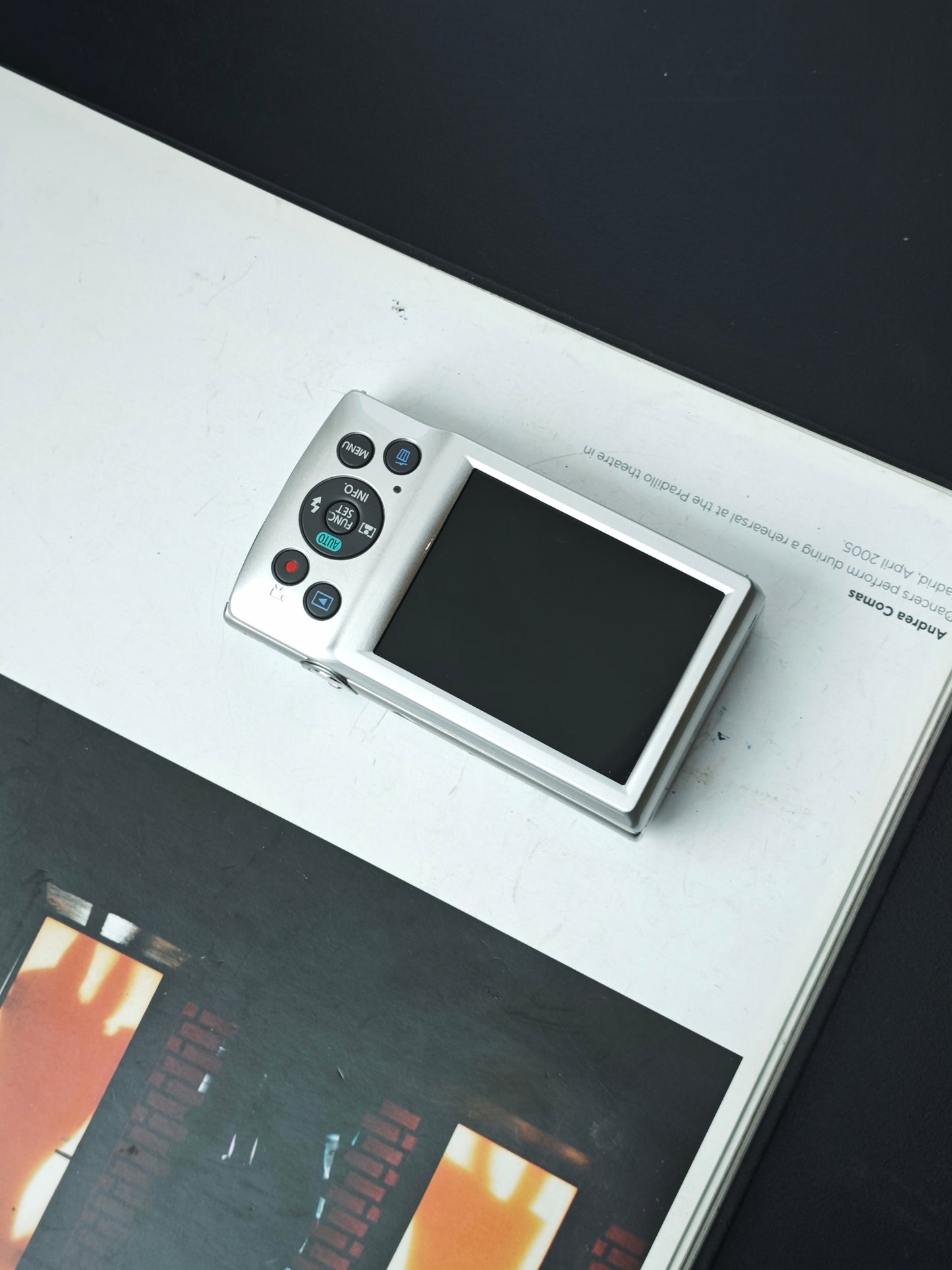 Used Canon IXY 180 silver Digital Camera [with box]