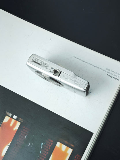 Used Canon IXY 180 silver Digital Camera [with box]