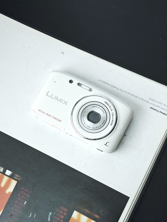 Used Panasonix Lumix DMC-S2 white Digital Camera [JPN only, No charger]
