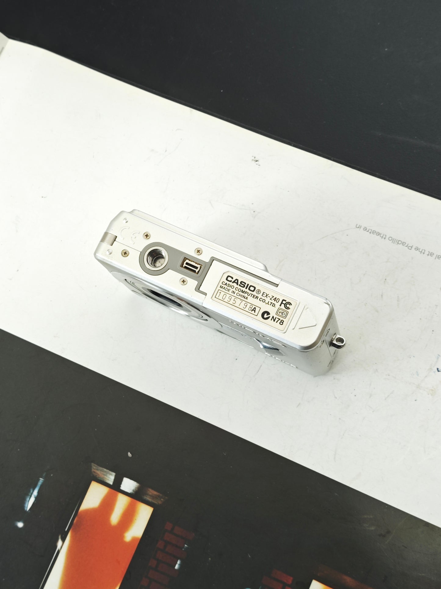 *READ* Used Casio EXILIM EX-Z40 Digital Camera [No charger]