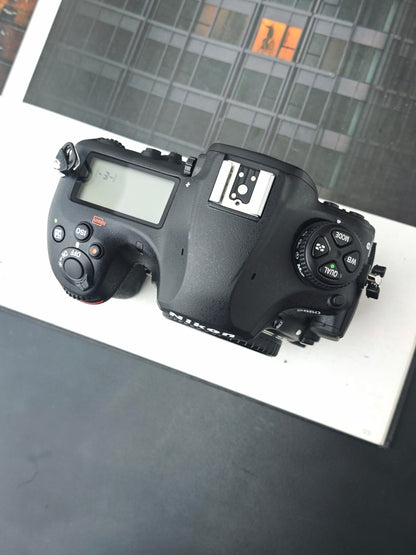 Used Nikon D850 body Digital Camera [with box] Shutter Count 832 #2037436