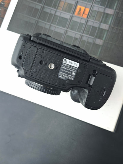 Used Nikon D850 body Digital Camera [with box] Shutter Count 832 #2037436