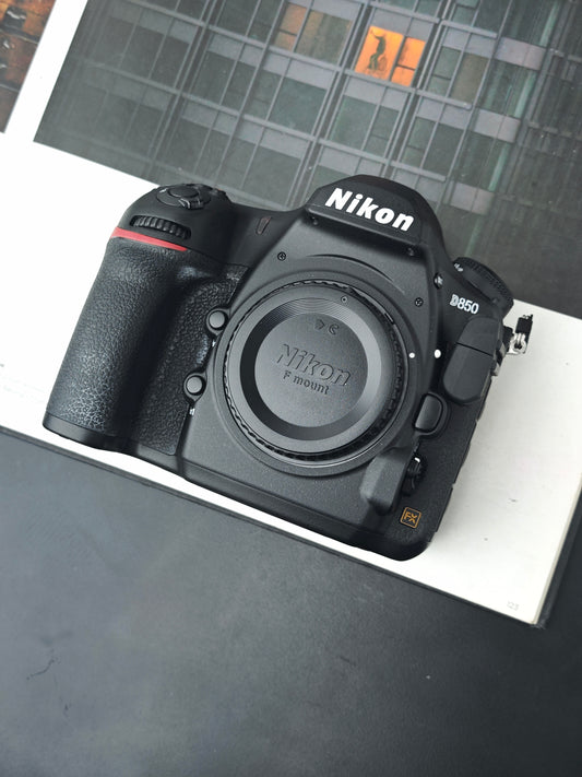 Used Nikon D850 body Digital Camera [with box] Shutter Count 655 #2037379