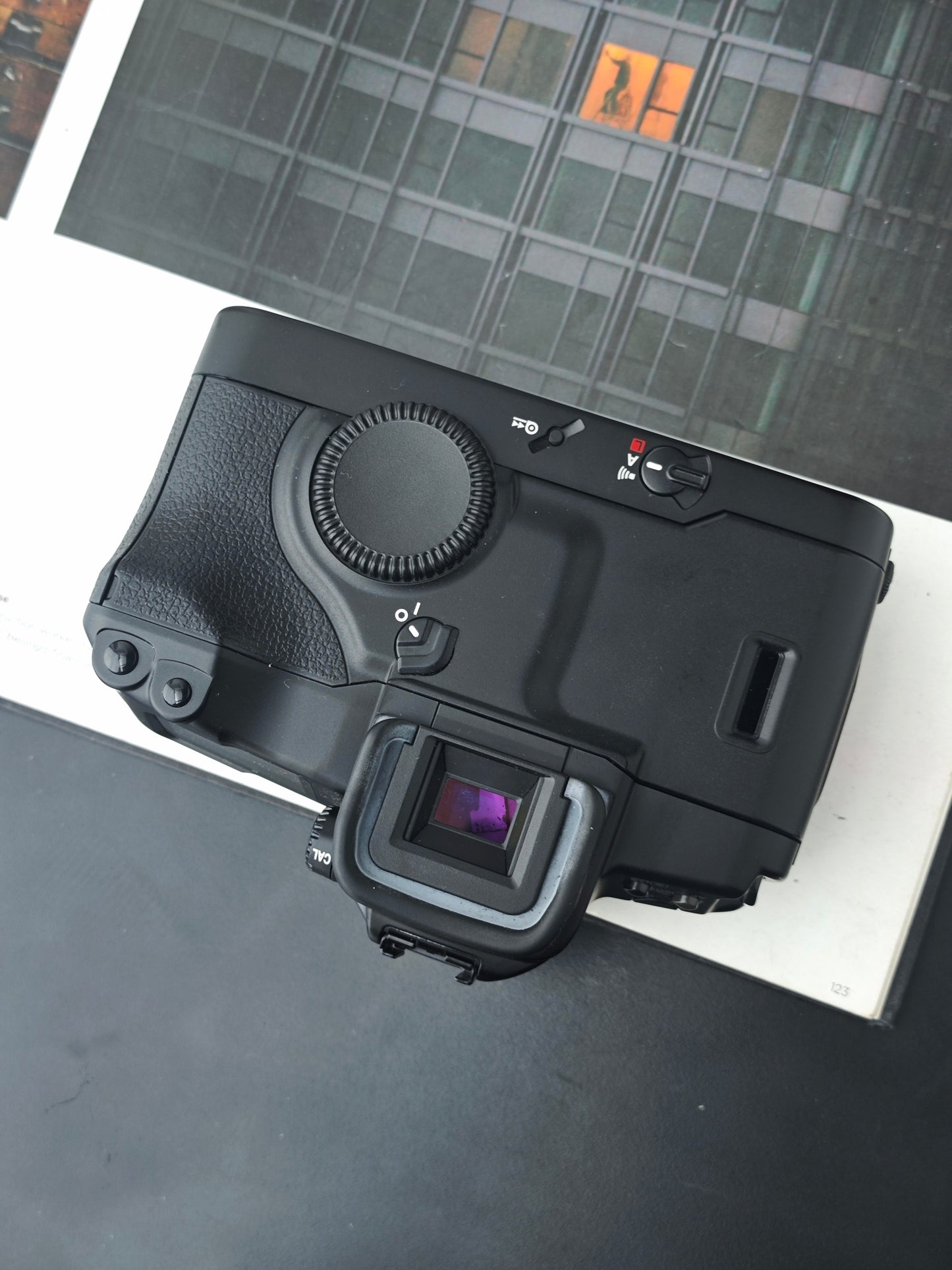 Canon EOS 3 body Film Camera [with box]