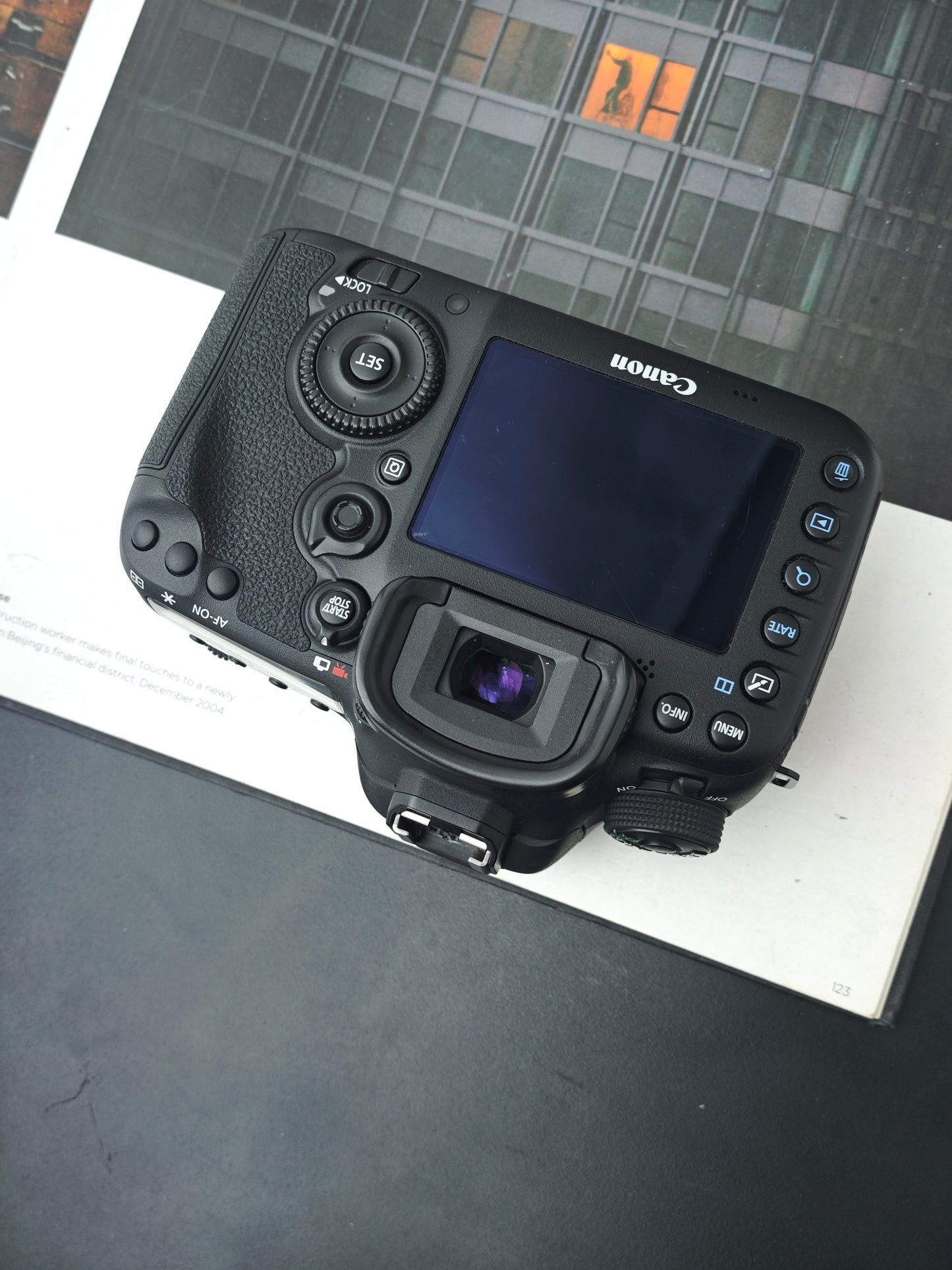 Used Canon EOS 7D Mark II (G) body Digita Camera [with box] Shutter Count 1033