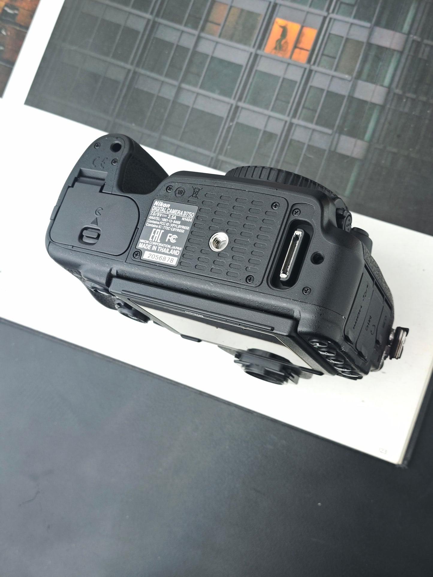 Used Nikon D750 body Digital Camera [with box] Shutter Count 174k #2056878