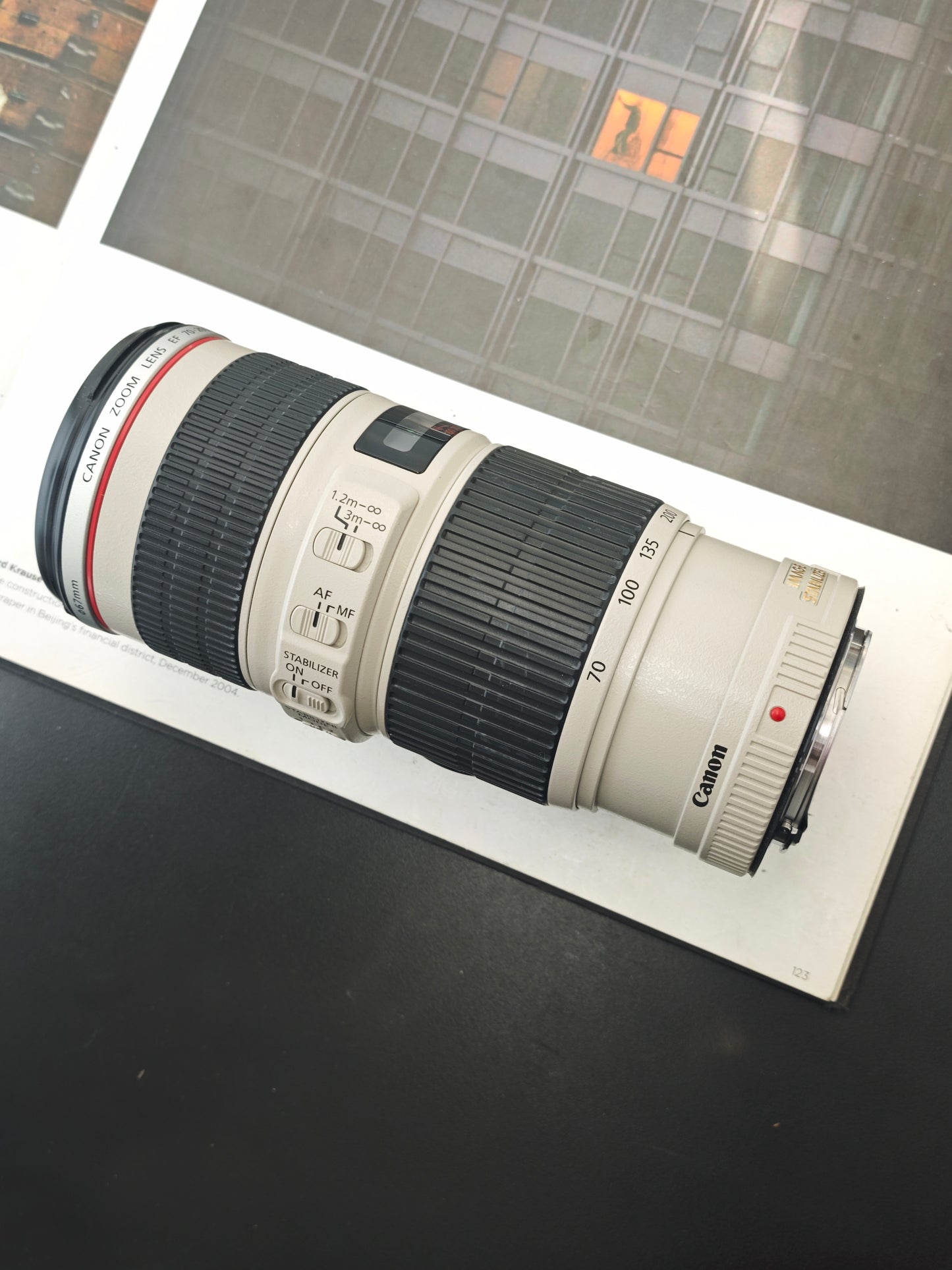 Canon Lens EF 70-200mm F4 L IS USM [with box]