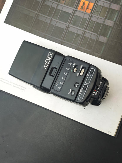 Canon Speedlite 420EX [with box]