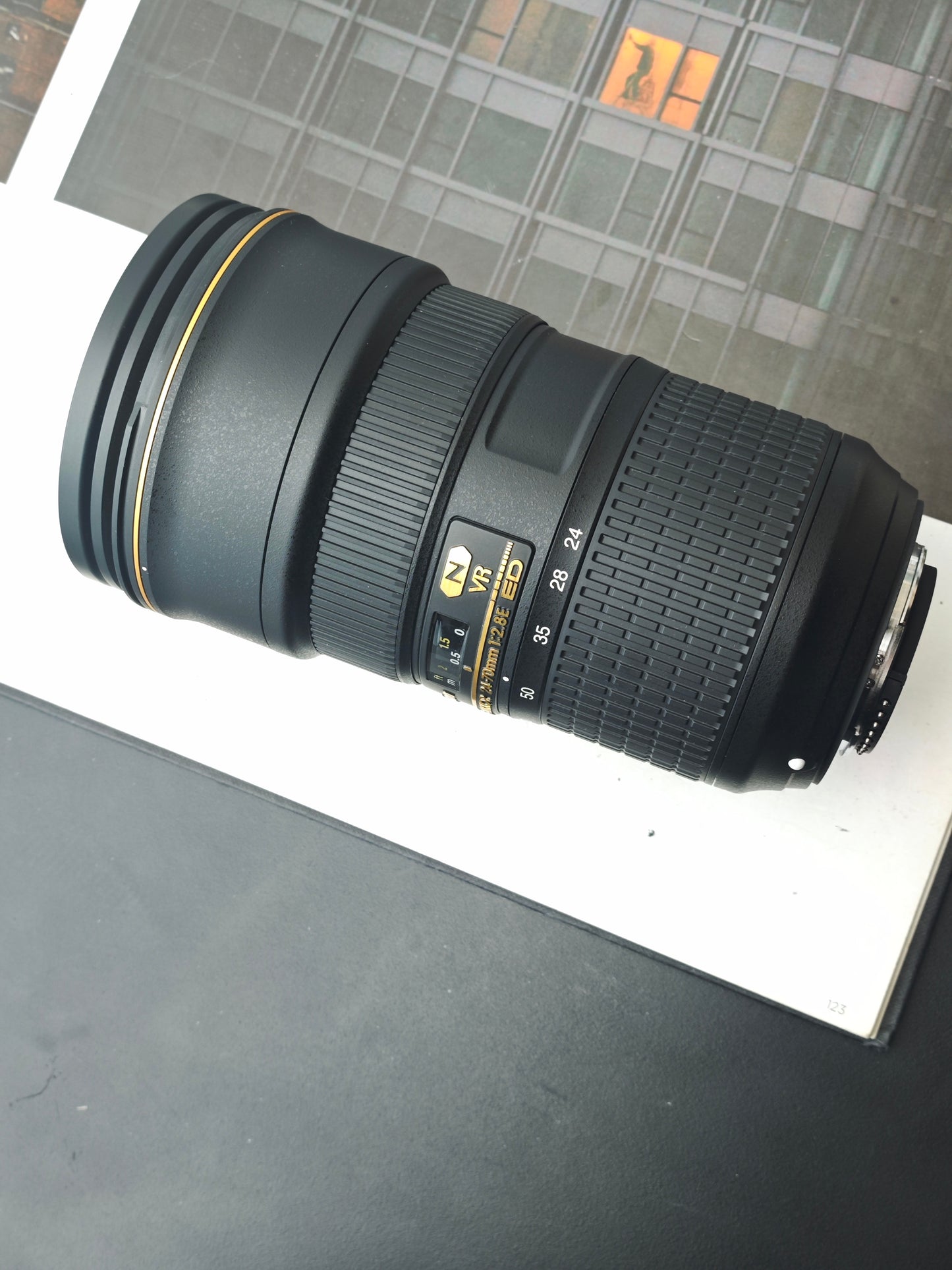Nikon AF-S Nikkor 24-70mm F2.8 E ED VR N [with box] #2181056