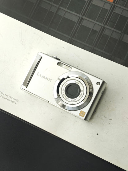 Used Panasonic Lumix DMC-FS3 Digital Camera [JPN only, No charger]