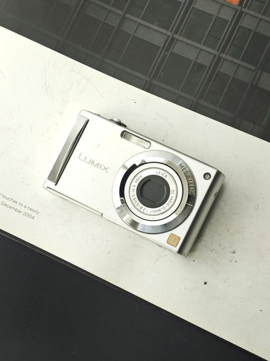 Used Panasonic Lumix DMC-FS3 Digital Camera [JPN only, No charger]