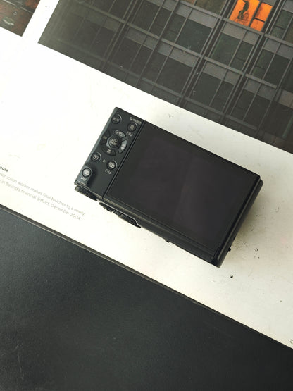 Used Panasonix Lumix DMC-LX9 black Digital Camera [JPN only, No charger]