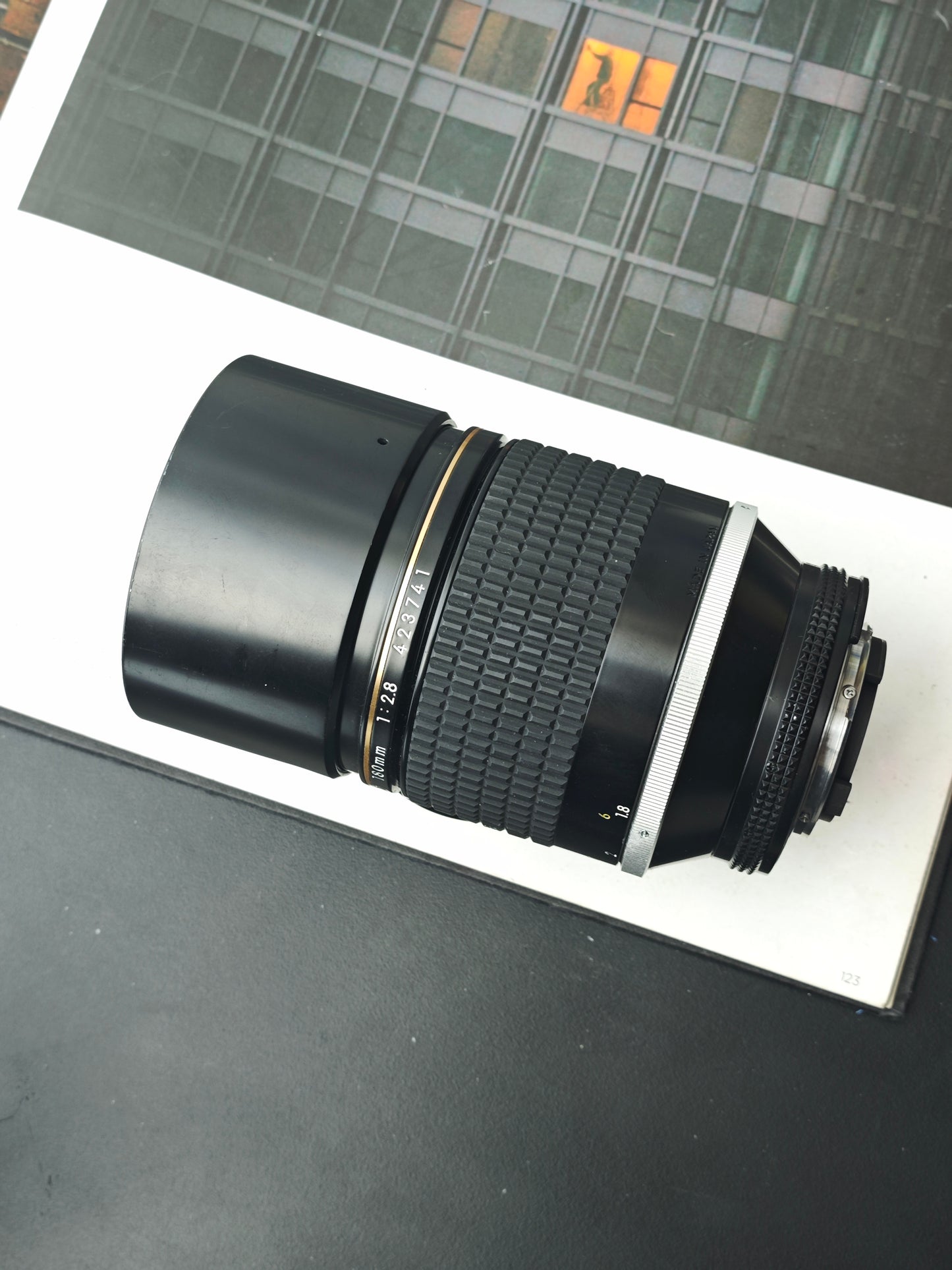 Nikon ED Nikkor 180mm F2.8 Ai-S #423741