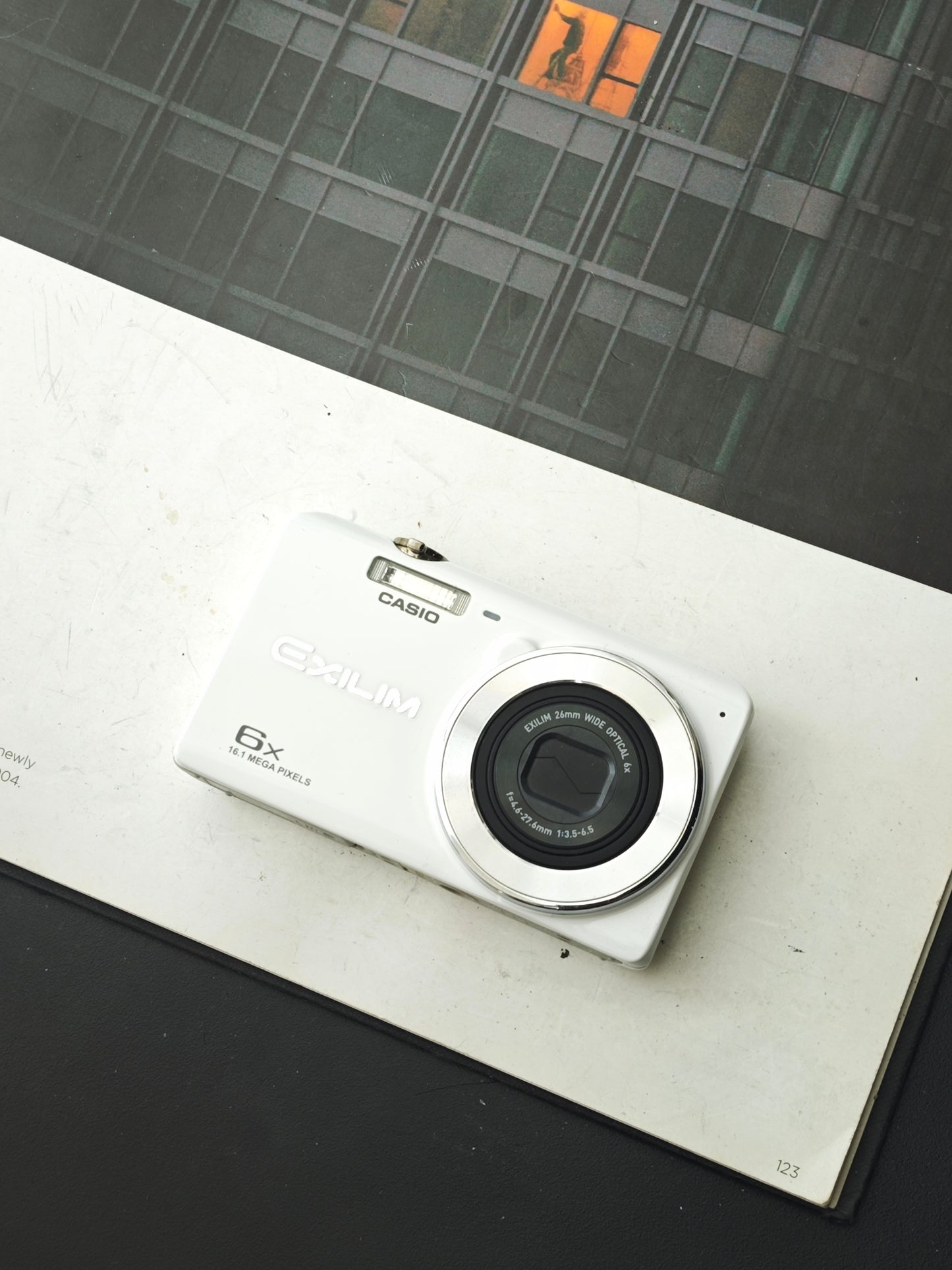 Used Casio EXILIM EX-ZS27 white Digital Camera