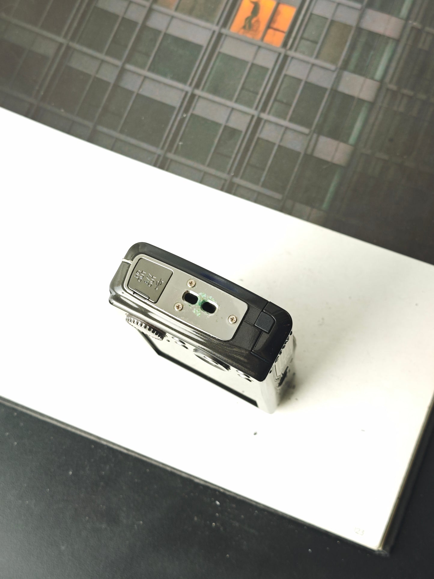 Used Fujifilm Finepix F200 EXR black Digital Camera [No charger]