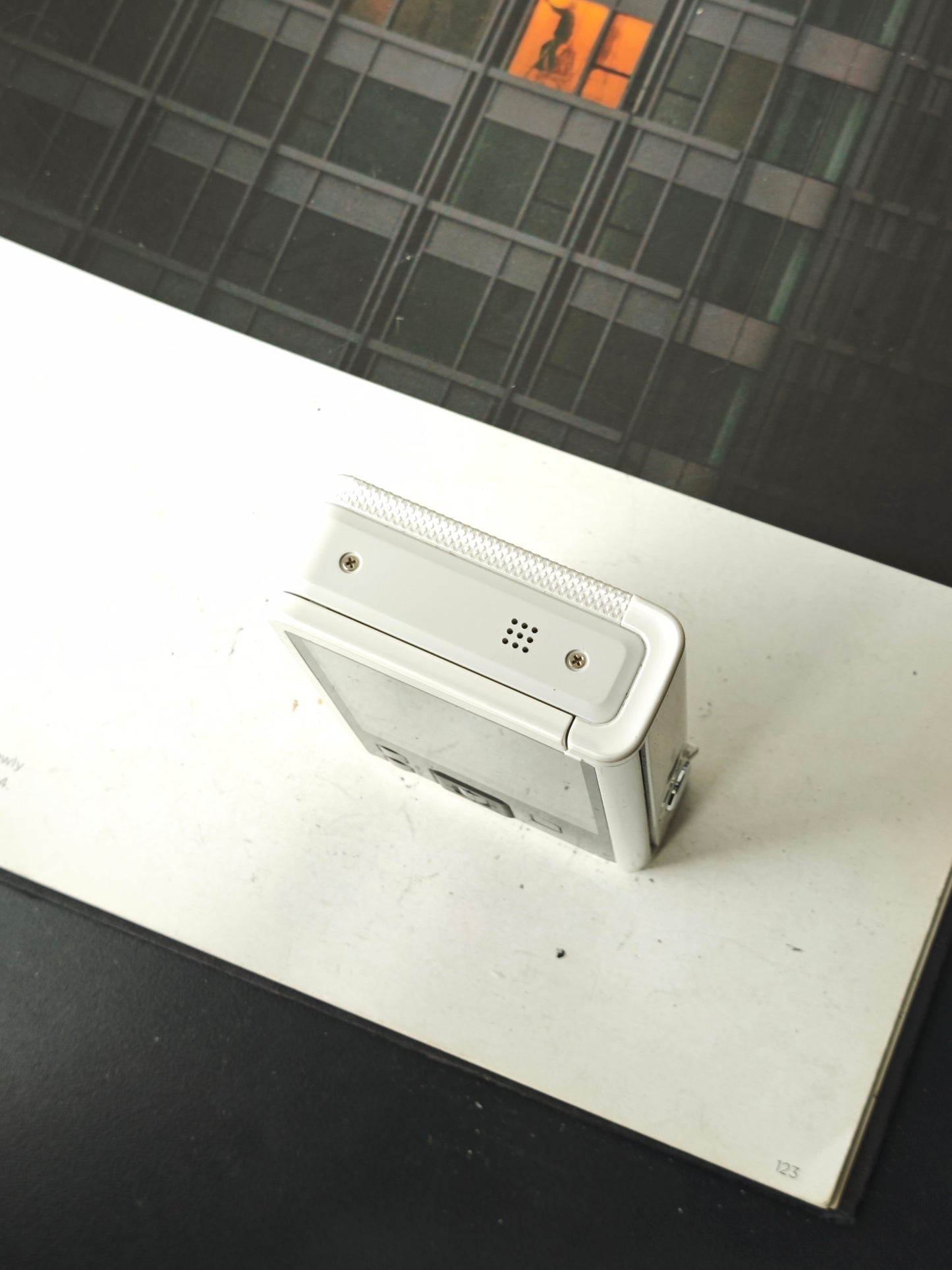 Used Casio EXILIM EX-ZR70 white Digital Camera