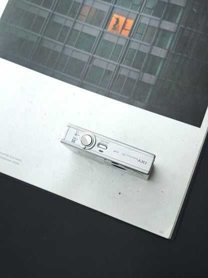 Used Canon IXY Digital 10 Digital Camera [No charger]