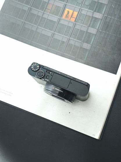 Used Sony Cyber-Shot DSC-WX500 Digital Camera [JPN only, No charger]