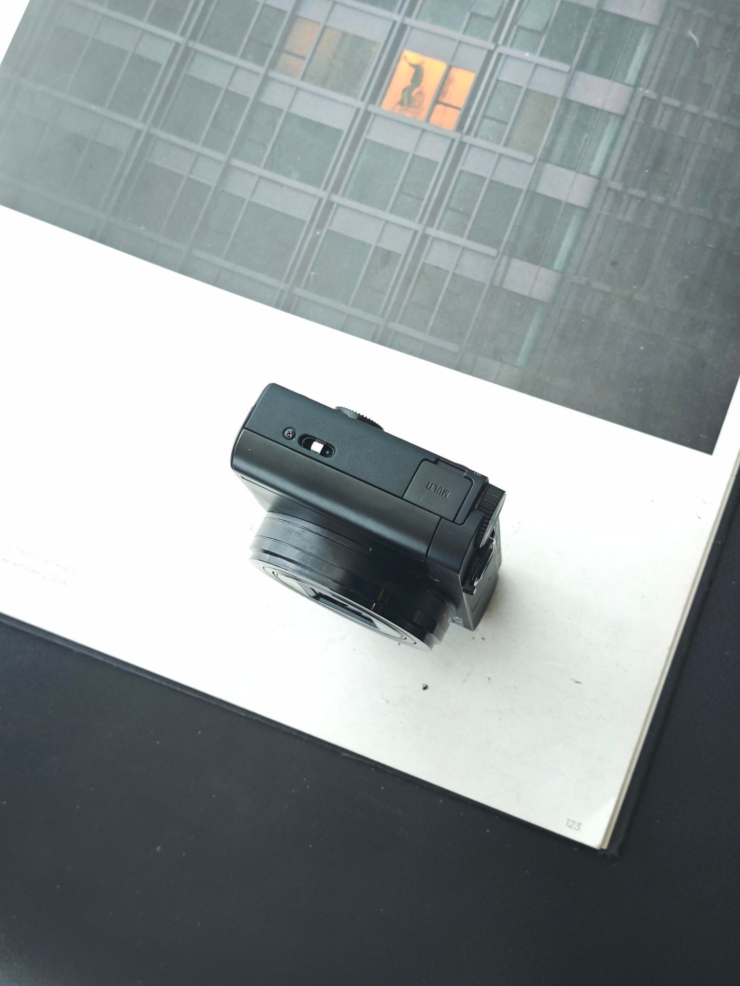 Used Sony Cyber-Shot DSC-WX500 Digital Camera [JPN only, No charger]