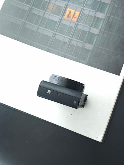 Used Sony Cyber-Shot DSC-WX500 Digital Camera [JPN only, No charger]