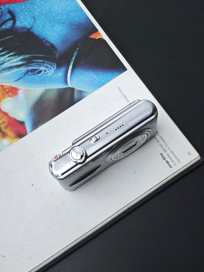 Used Panasonic Lumix DMC-FX30 silver Digital Camera [No charger]