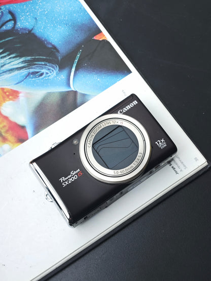 *READ* Used Canon PowerShot SX200 IS Digital Camera [No charger]