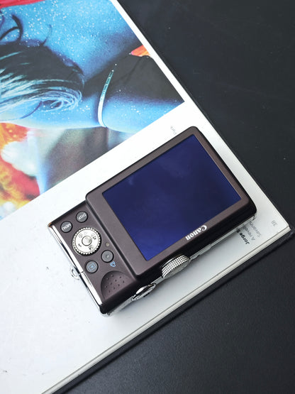 *READ* Used Canon PowerShot SX200 IS Digital Camera [No charger]