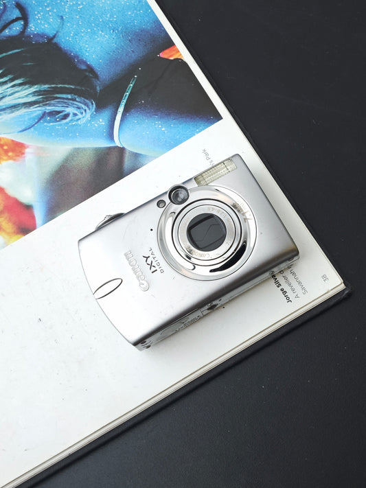 Used Canon IXY Digital 700 Digital Camera [No charger]