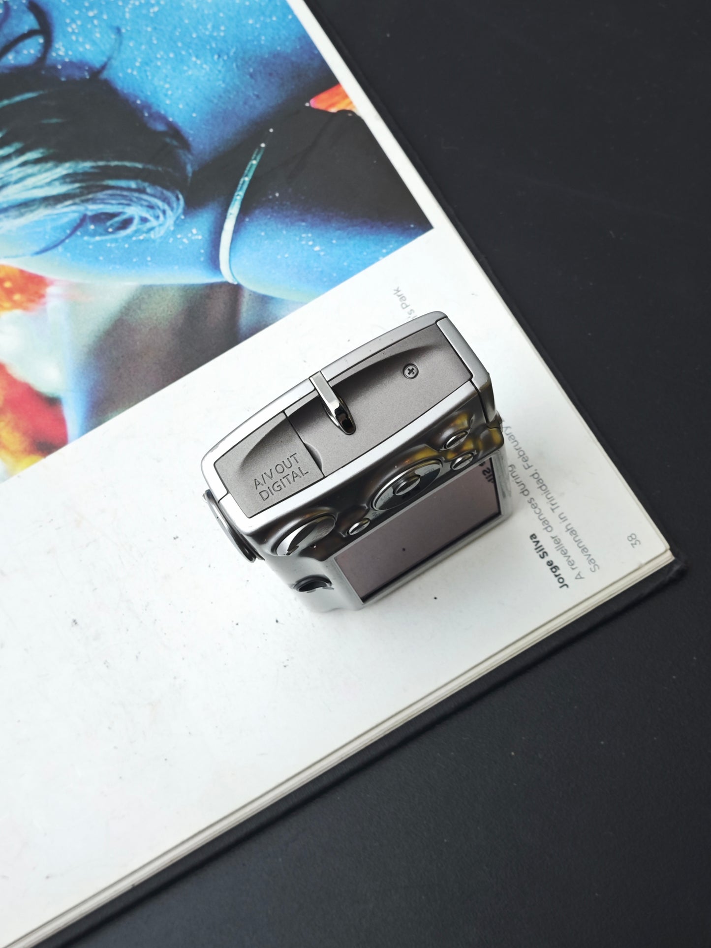 Used Canon IXY Digital 700 Digital Camera [No charger]