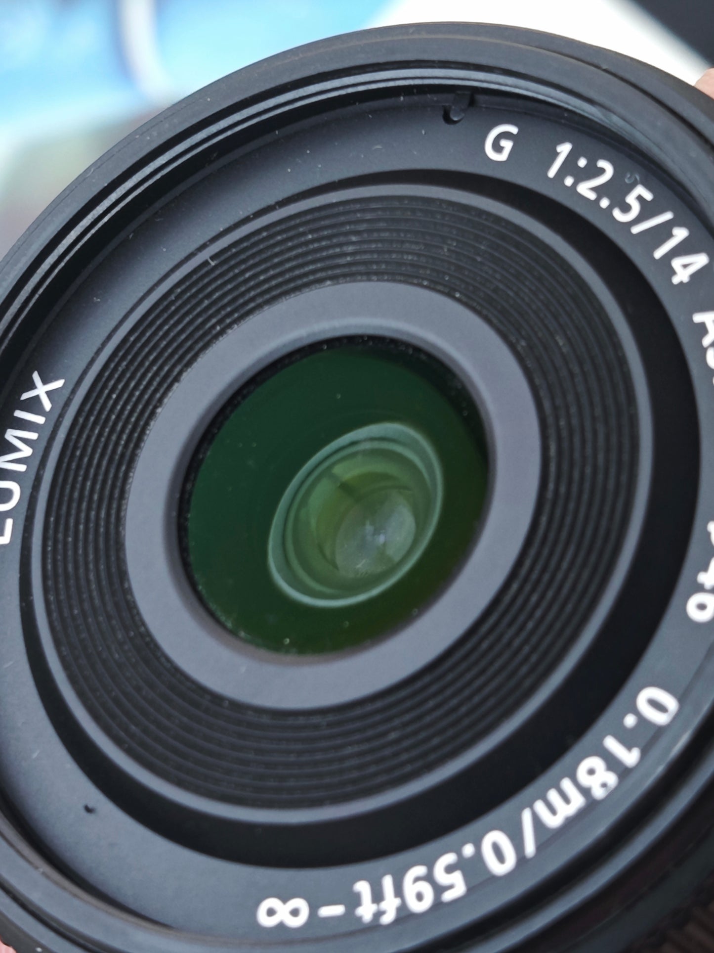 *READ* Panasonic Lumix G 14mm F2.5 [M4/3 mount]