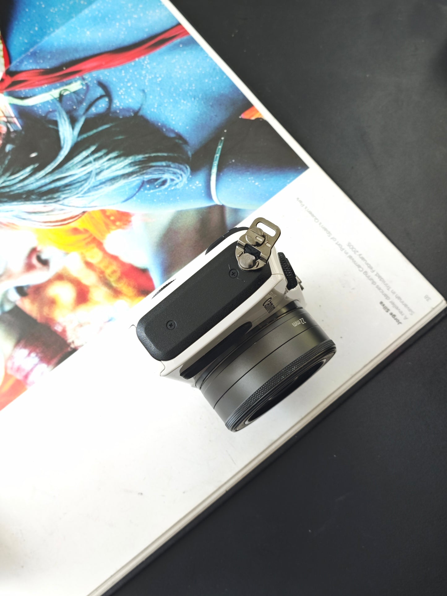 Used Canon EOS M white with EF-M 22mm F2 STM and EF-M 18-55mm F3.5-5.6 IS STM