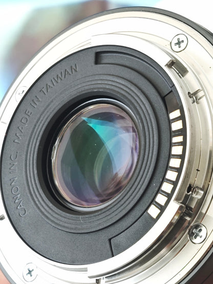 Used Canon EOS M white with EF-M 22mm F2 STM and EF-M 18-55mm F3.5-5.6 IS STM