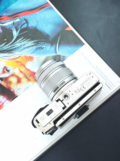 Used Olympus PEN Lite E-PL5 with Double Zoom Kit (+Flash FL-LM1) Digital Camera