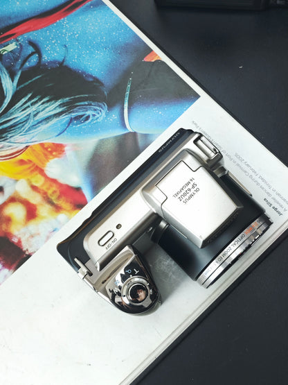 Used Olymous SP-620UZ Digital Camera