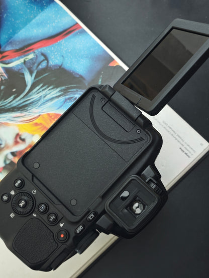 Used Nikon Coolpix P900 Digital Camera [No charger]