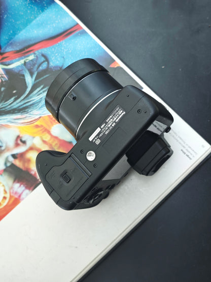Used Panasonic Lumix DC-FZ85 Digital Camera [No charger]