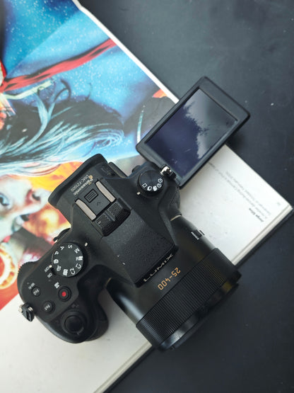 Used Panasonic Lumix DMC-FZ1000 Digital Camera [JPN only, No charger]