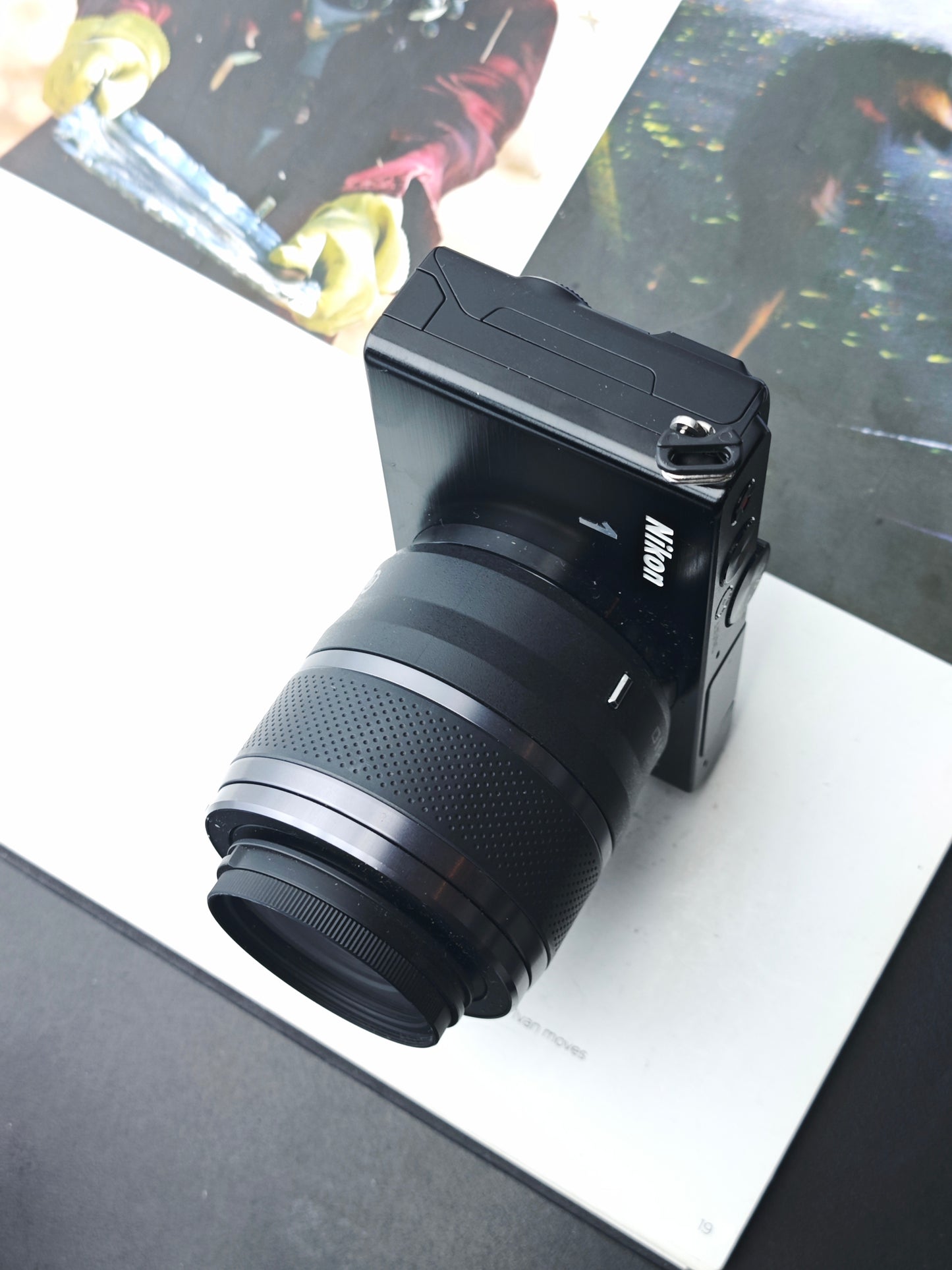 Used Nikon 1 J4 with 1 Nikkor 30-110mm F3.8-5.6 VR Digital Camera [No charger]