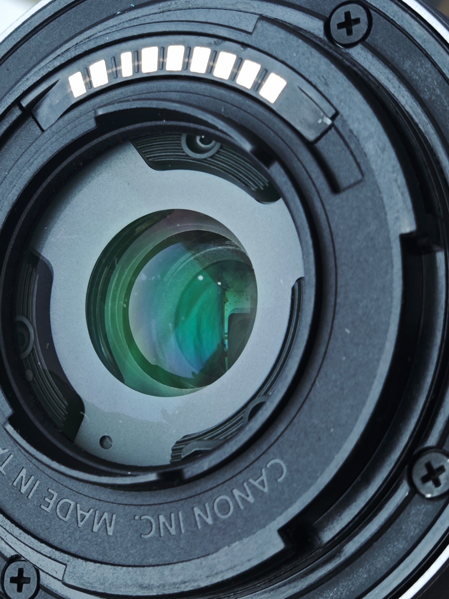 Used Canon EOS M100 with Double Zoom Kit Digital Camera [No charger]