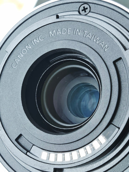 Used Canon EOS M100 with Double Zoom Kit Digital Camera [No charger]