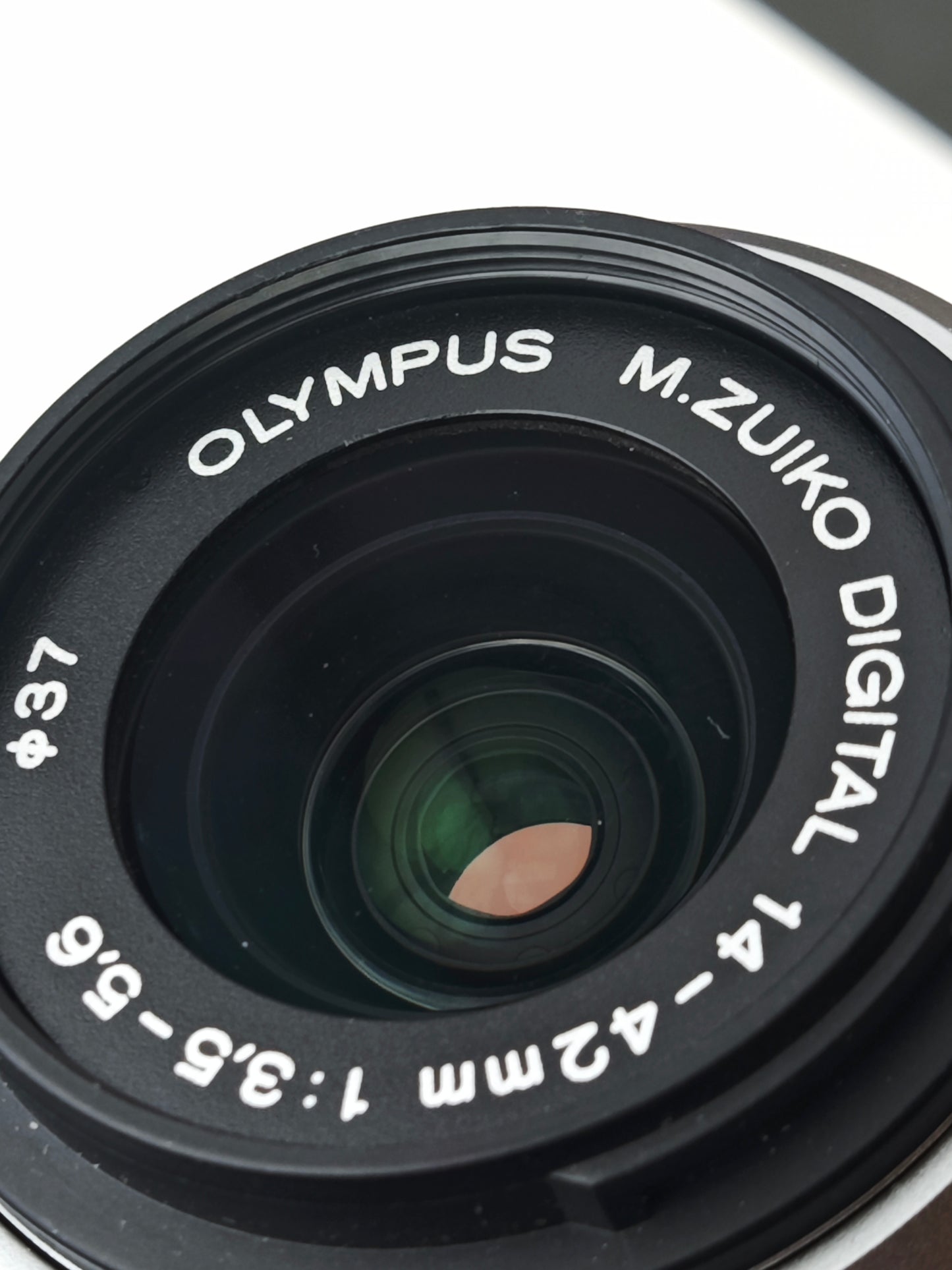Used Olympus M.Zuiko Digital 14-42mm F3.5-5.6 II R MSC