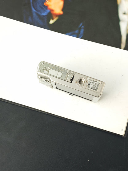 Used Canon IXY Digital 60 Digital Camera [No charger]