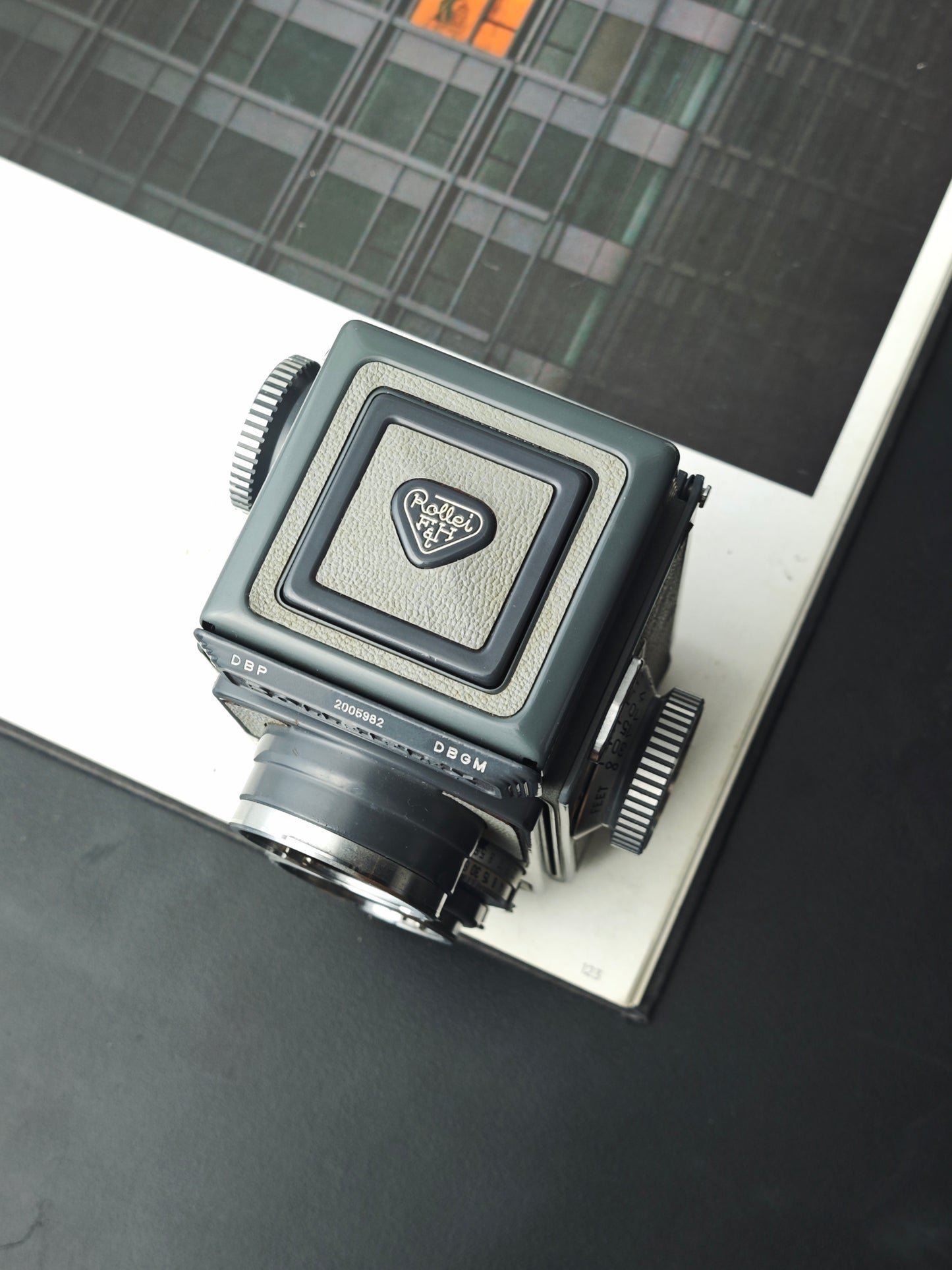 Rolleiflex 4x4 Grey Baby (Film 127)