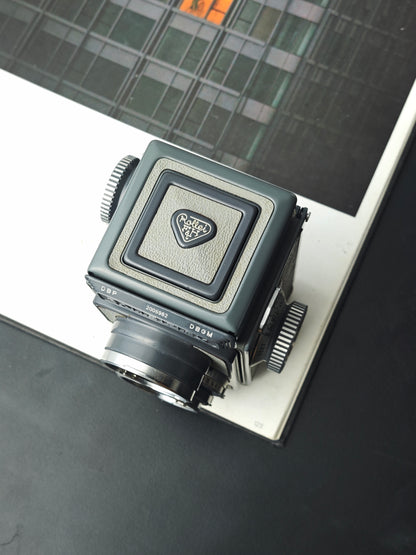 Rolleiflex 4x4 Grey Baby (Film 127)