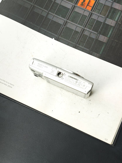 Used Canon IXY 100F silver Digital Camera [No charger]