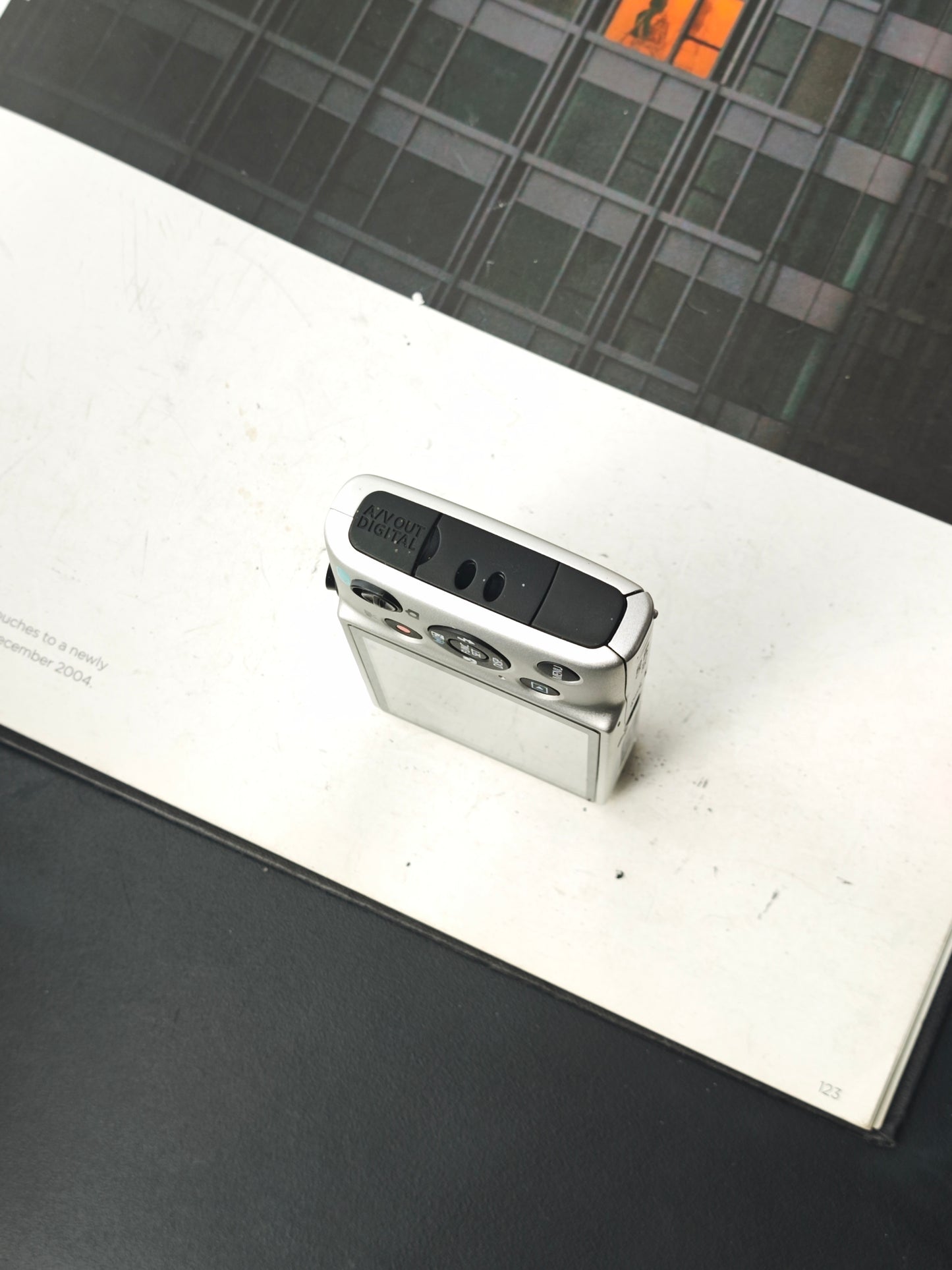 Used Canon IXY 100F silver Digital Camera [No charger]