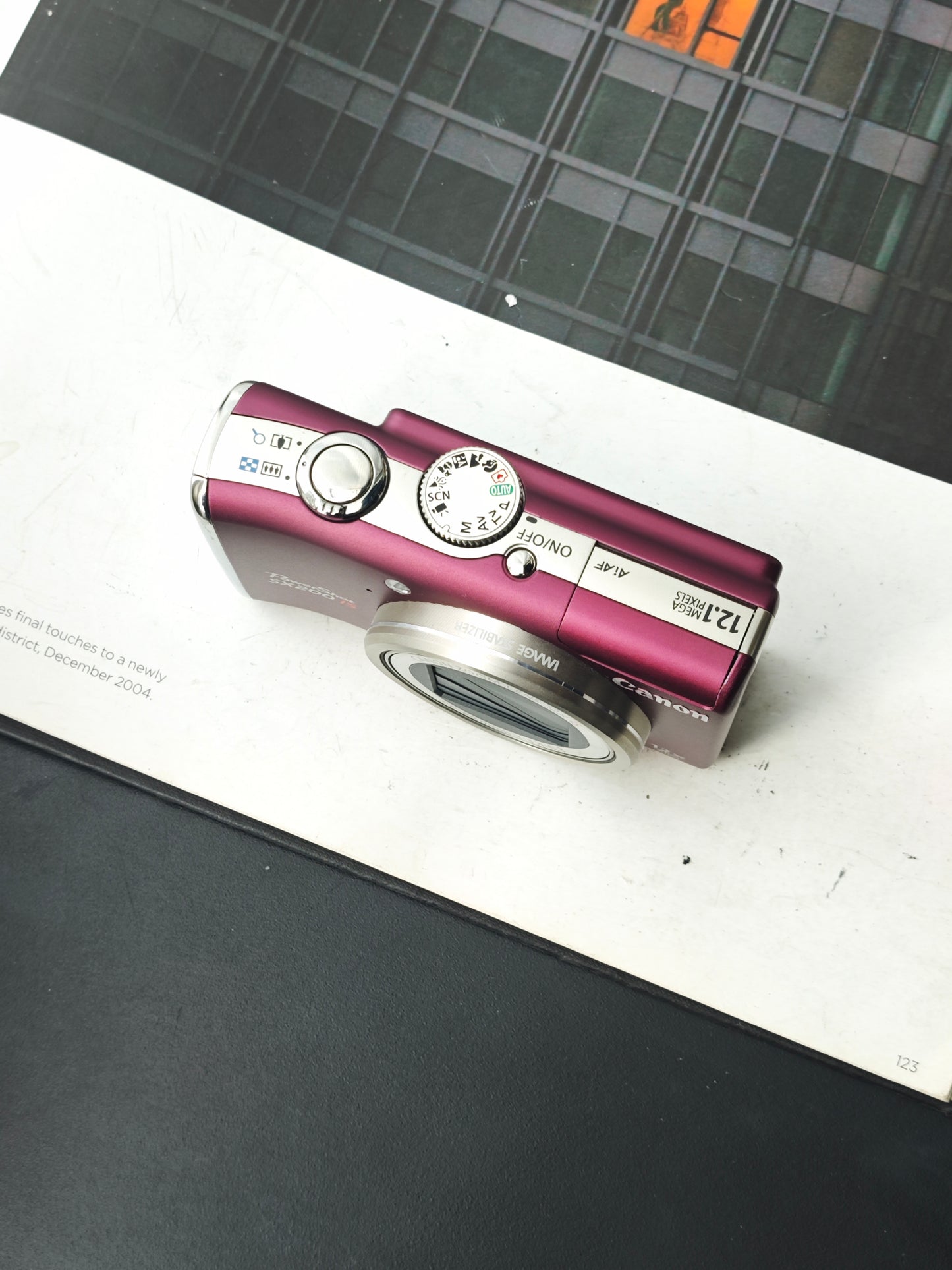 Used Canon PowerShot SX200 IS Digital Camera [No charger] (สำเนา)