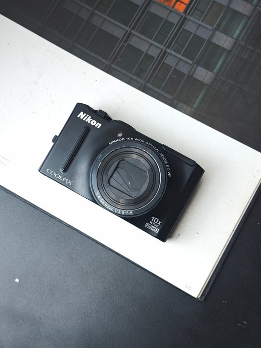 Used Nikon Coolpix S8100 Digital Camera [No charger]